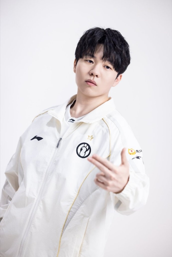 IG分享选手照片：定妆照返图掉落