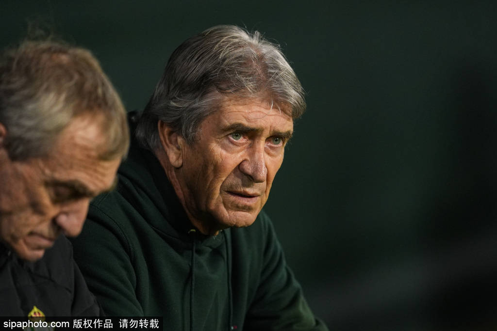 略伦特：面对密集防守我们很难突破防线，希望球队尽快调整