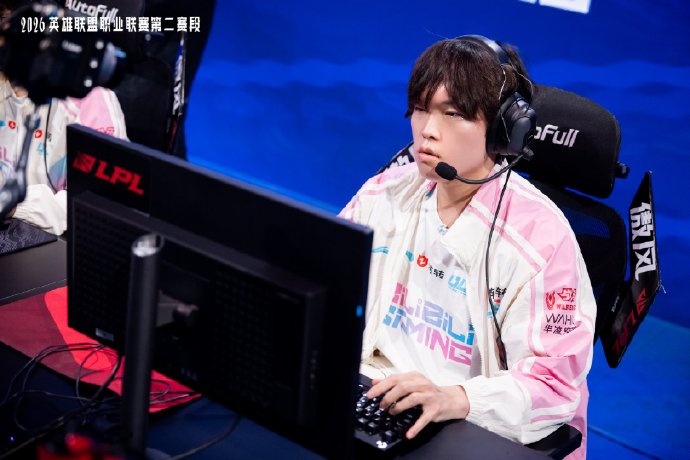 LPL分享BLG赛后返图：锐势破浪，勇砺锋芒