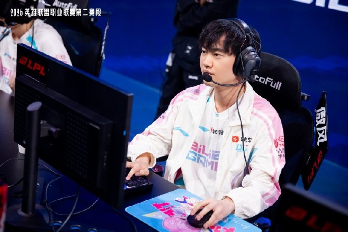 LPL分享BLG赛后返图：锐势破浪，勇砺锋芒
